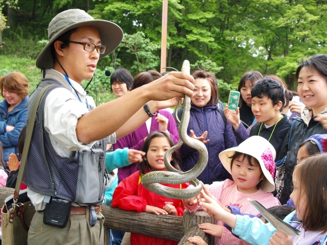 毎月第3日曜日に開催する「ガイドウォーク」